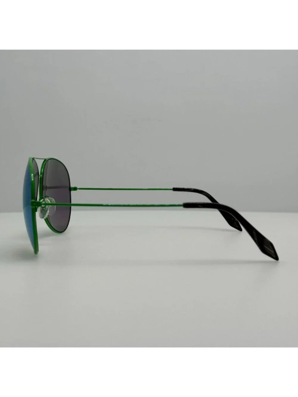 Victoria Beckham Sunglasses VBS1C7 Italy 64-14-140